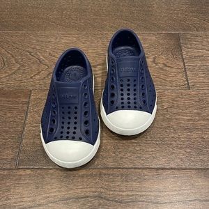 Native Jefferson Slip On Shoe - Baby / Toddler - Regatta Blue, Shell White